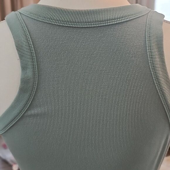 Mint Green Ribbed Tank Top - Picture 4 of 4